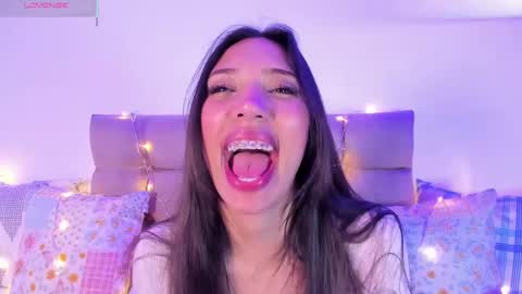 Miss Veronica online show from February 6, 2025, 6:46 pm