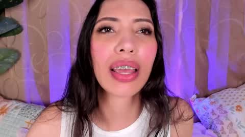 Miss Veronica online show from June 5, 2026, 1:17 pm