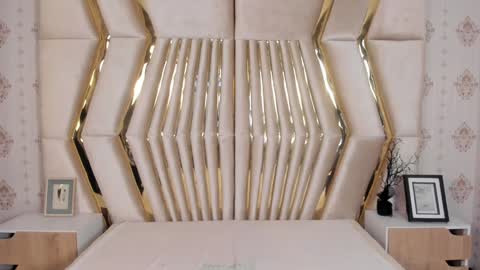 Veronica summer  7AM to 1500 PM hour GMT-5 online show from December 12, 2024, 11:40 am