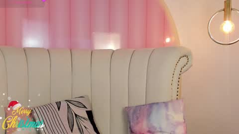 Veronica summer  7AM to 1500 PM hour GMT-5 online show from December 24, 2024, 2:44 pm