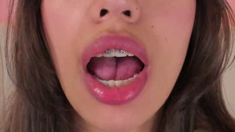 Veronica summer  7AM to 1500 PM hour GMT-5 online show from January 14, 2025, 5:34 pm