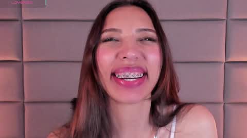 Veronica summer  7AM to 1500 PM hour GMT-5 online show from January 22, 2025, 2:35 pm