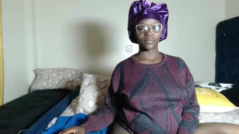 Snapshot of miss_wetcherry chatting on May 1, 2026, 12:48 am Cherie Independent model online show from May 1, 2026, 12:48 am