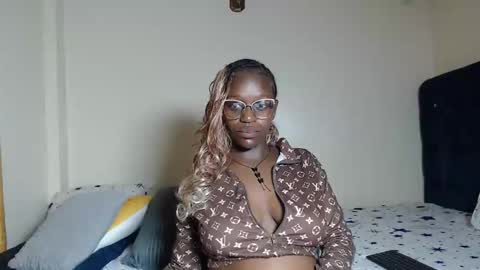 Snapshot of miss_wetcherry chatting on May 14, 2026, 11:33 pm Cherie Independent model online show from May 14, 2026, 11:33 pm