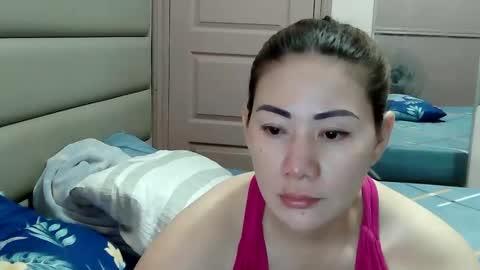 HOT MOMMY ZEPHYR online show from March 7, 2026, 2:08 am