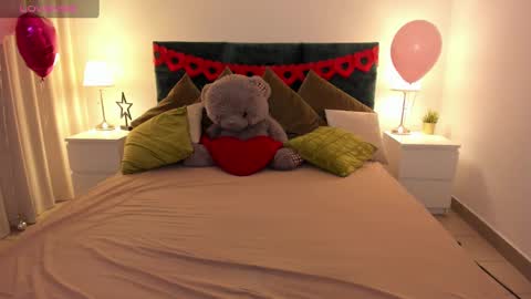 Angelina online show from March 4, 2025, 5:32 am