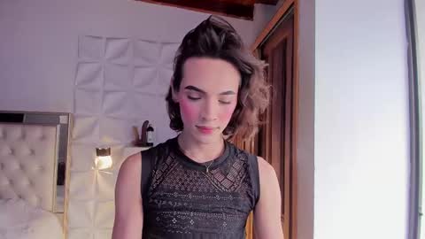 Mis Ari online show from November 29, 2025, 8:12 pm