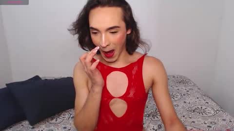 Mis Ari online show from February 28, 2026, 7:15 pm