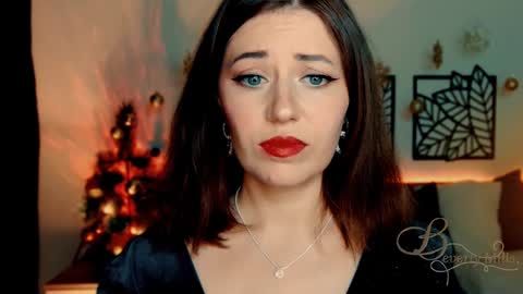 The divine Beverly online show from January 1, 2025, 6:49 pm