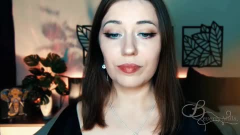 The divine Beverly online show from February 10, 2025, 5:52 pm