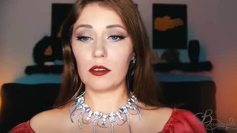 The divine Beverly online show from September 12, 2025, 6:41 pm