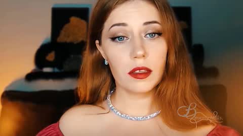 The divine Beverly online show from September 30, 2025, 10:48 pm