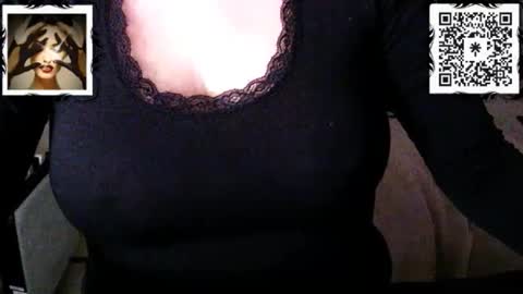Snapshot of missbiny chatting on May 31, 2026, 9:16 pm Avamlash online show from May 31, 2026, 9:16 pm