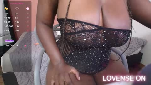 Miss Evelyn  online show from December 28, 2024, 8:58 am