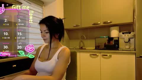 missbya online show from October 15, 2025, 4:56 am