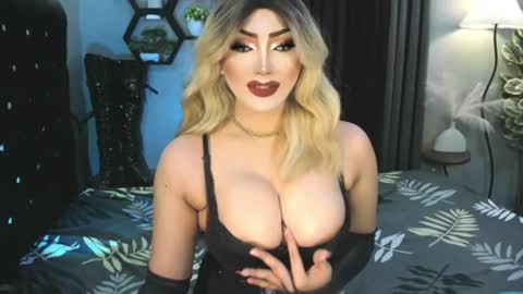 Snapshot of misschannel4sub chatting on July 3, 2026, 6:03 pm PRIESTESS CHANNEL online show from July 3, 2026, 6:03 pm