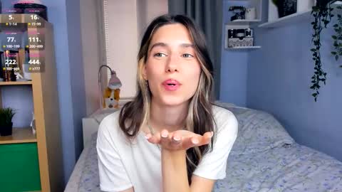 Shelley online show from September 26, 2025, 7:34 am