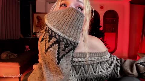 Chloe freelance model Please your thumbs up are important  online show from December 13, 2024, 4:00 am