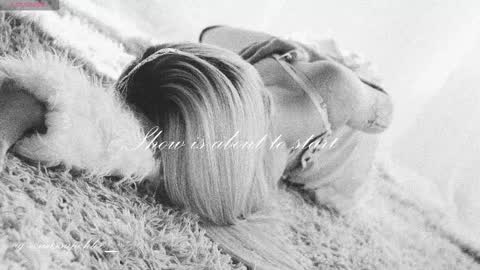 Chloe freelance model Please your thumbs up are important  online show from September 22, 2025, 1:29 am