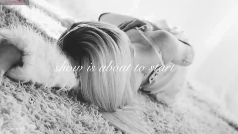 Chloe freelance model Please your thumbs up are important  online show from March 14, 2026, 11:32 pm