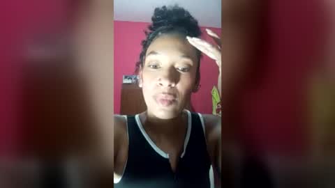 Snapshot of misscruzxz chatting on July 29, 2026, 4:27 pm Donna di Diamanti online show from July 29, 2026, 4:27 pm