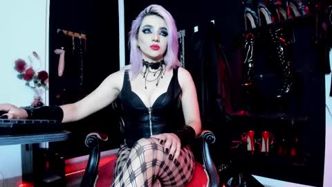 Missdarklady online show from February 27, 2025, 11:15 pm