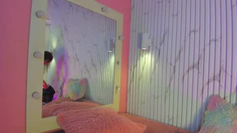 DIONNE online show from October 29, 2025, 11:01 am