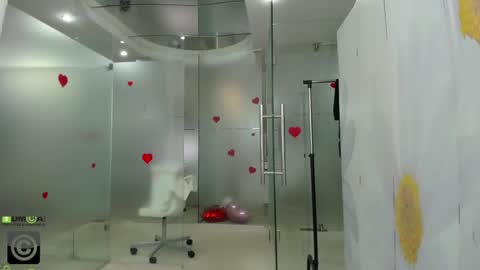 Snapshot of missdominna chatting on June 4, 2026, 2:50 am Miss Domina online show from June 4, 2026, 2:50 am