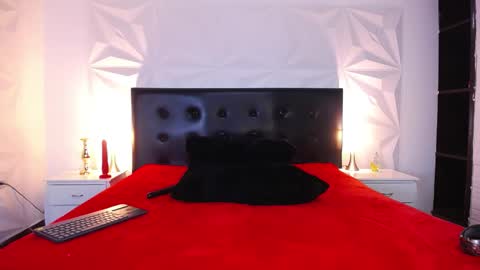 Angela online show from January 29, 2025, 2:10 pm