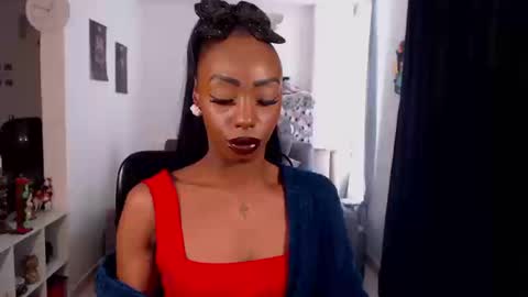 Emilie Diaz online show from March 25, 2026, 4:13 pm