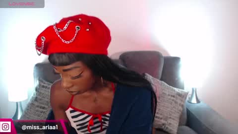 Snapshot of missemilie1 chatting on June 5, 2026, 3:29 pm Emilie Diaz online show from June 5, 2026, 3:29 pm