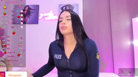 Gisell   Gigi online show from March 8, 2025, 2:30 pm