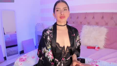 Melany Hiller online show from January 7, 2025, 3:35 am