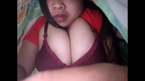 Missi online show from September 19, 2025, 7:14 pm