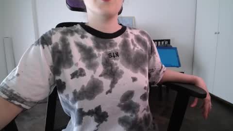 Ivana online show from March 11, 2025, 3:56 pm