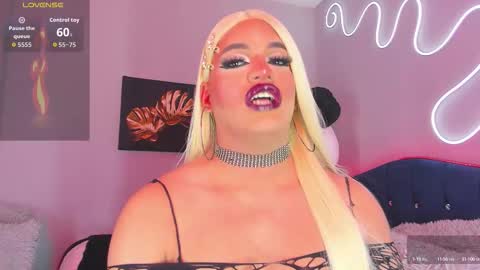 kassandra lazcano online show from September 12, 2025, 2:11 am