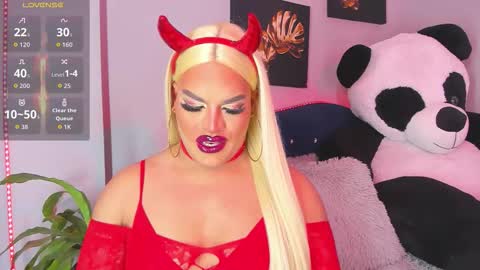 kassandra lazcano online show from October 1, 2025, 1:55 am