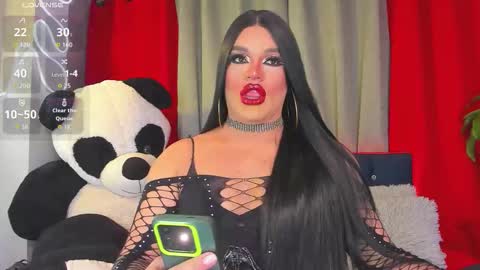 kassandra lazcano online show from October 27, 2025, 12:26 am