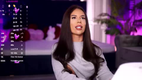 misskiarra online show from September 25, 2025, 6:50 am