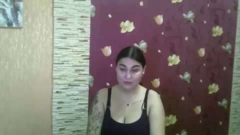 Lisa online show from December 15, 2024, 5:10 pm