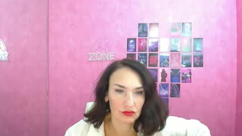 Snapshot of misskristyyy chatting on December 17, 2025, 12:11 pm Christina online show from December 17, 2025, 12:11 pm