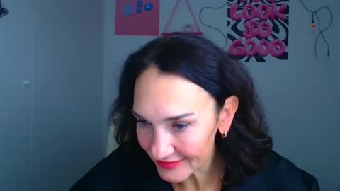 Snapshot of misskristyyy chatting on January 5, 2026, 5:27 pm Christina online show from January 5, 2026, 5:27 pm