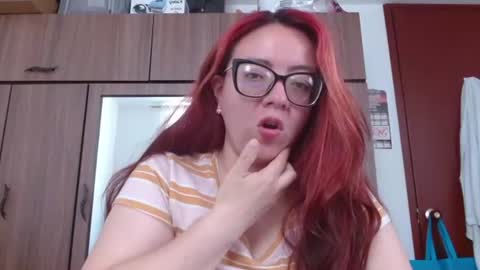 Snapshot of misslady__eva chatting on July 8, 2026, 2:43 pm eva online show from July 8, 2026, 2:43 pm