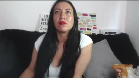 luccy online show from December 31, 2024, 8:56 pm