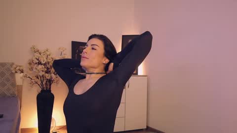 Lullu online show from January 24, 2025, 4:59 am