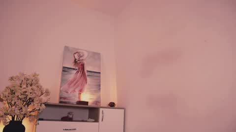 Lullu online show from September 13, 2025, 4:23 am