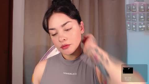 missmariana_ online show from September 27, 2025, 12:04 am