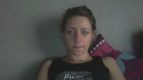 4bdn couple online show from December 19, 2024, 3:52 pm