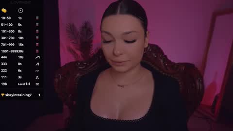 LUXXANDRA online show from February 16, 2025, 6:43 am