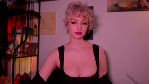   online show from February 3, 2025, 11:31 am